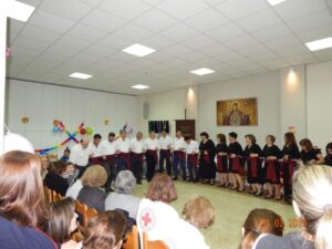 Χορευτές του Λαϊκού Εργαστηρίου Πάτρας σε παραδοσιακό χορό, Άσυλο Ανιάτων 2019