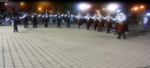 Χορευτές του Λαϊκού Εργαστηρίου Πάτρας στο 1ο Φεστιβάλ Χορού, Αντίρριο 2016