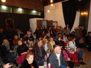 Χορευτές σε παραδοσιακό κύκλο στην εκδήλωση της πίτας, 2019