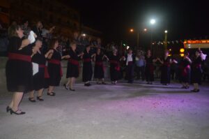 Η χορευτική ομάδα ενηλίκων του Λαϊκού Εργαστηρίου Πάτρας χορεύει, Τέρψη 2023