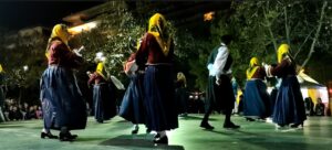 Η ομάδα ενηλίκων του Λαϊκού Εργαστηρίου Πάτρας χορεύει χορούς της Μικράς Ασίας, Ψηλά Αλώνια 2023