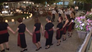 Χαρούμενη στιγμή χορού στην εκδήλωση λήξης εκπαιδευτικής περιόδου, 2019