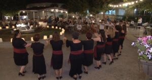 Χαρούμενη στιγμή χορού στην εκδήλωση λήξης εκπαιδευτικής περιόδου, 2019