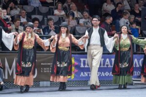Χορευτές του Λαϊκού Εργαστηρίου Πάτρας χορεύουν χορούς της Ηπείρου, Πρωτοκλήτεια 2019