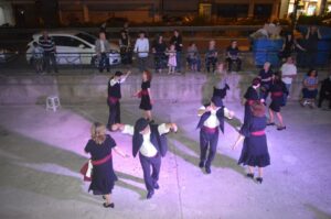Η χορευτική ομάδα ενηλίκων του Λαϊκού Εργαστηρίου Πάτρας χορεύει, Τέρψη 2023