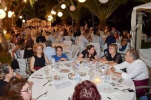 Κοινό στο Miyora Patras παρακολουθεί τη Μεσσηνιακή Βραδιά, 2017
