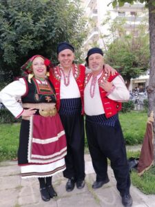 Χορευτές του Λαϊκού Εργαστηρίου Πάτρας με παραδοσιακές στολές της Θράκης, 2022