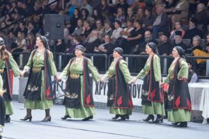 Χορευτές του Λαϊκού Εργαστηρίου Πάτρας χορεύουν χορούς της Ηπείρου, Πρωτοκλήτεια 2019