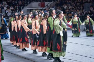 Χορευτές του Λαϊκού Εργαστηρίου Πάτρας χορεύουν χορούς της Ηπείρου, Πρωτοκλήτεια 2019