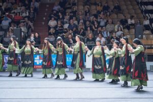 Χορευτές του Λαϊκού Εργαστηρίου Πάτρας χορεύουν χορούς της Ηπείρου, Πρωτοκλήτεια 2019