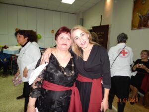 Χορευτές του Λαϊκού Εργαστηρίου Πάτρας σε παραδοσιακό χορό, Άσυλο Ανιάτων 2019